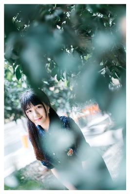 两个人轮流上24小时的班