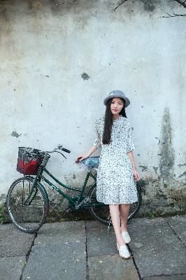 图书馆的女朋友